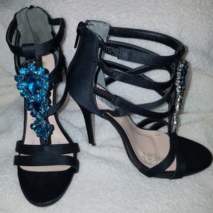Andrea Black Jeweled pumps
